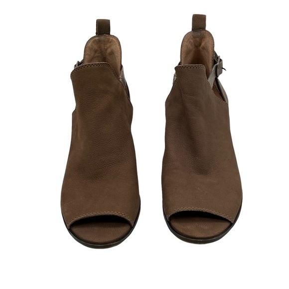 Lucky Brand Brown Suede Peep Toe Block Heel Ankle Boots Size 6 Women's - Picture 3 of 9